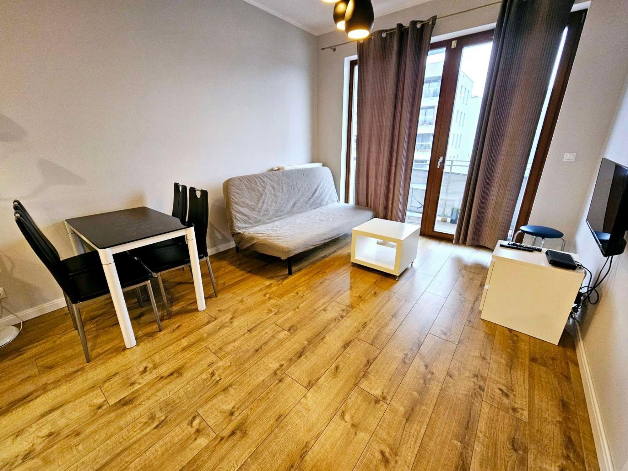 First -- Green Zoliborz Apartment 4 Варшава Екстер'єр фото